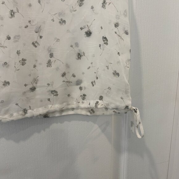 ÓPA Sheer White Floral Sleevless Top Size M - Picture 4 of 7